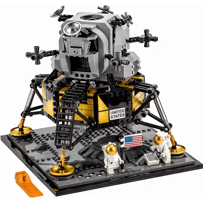 Lego nasa apollo 11 on sale